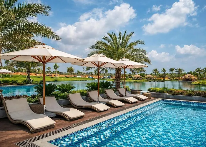 Elegant Seaside In