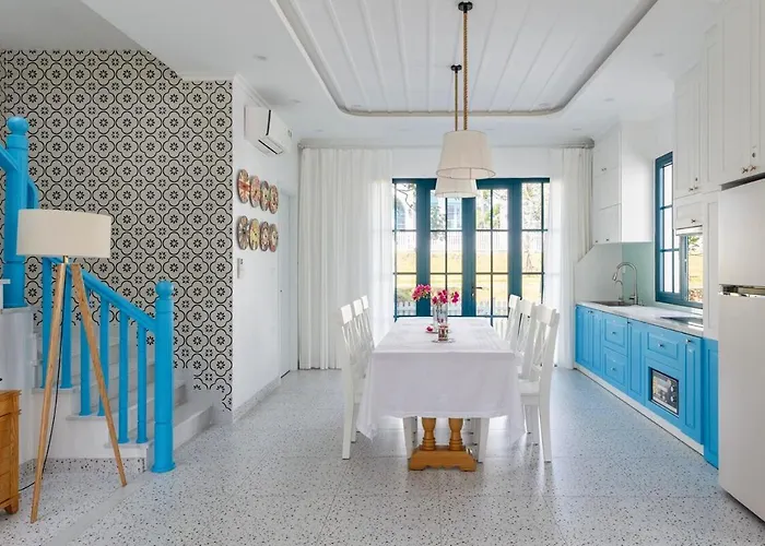 Biệt thự Elegant Seaside In Phan Thiết