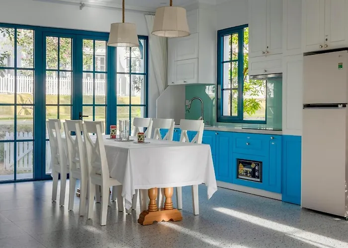 Biệt thự Elegant Seaside In Phan Thiết